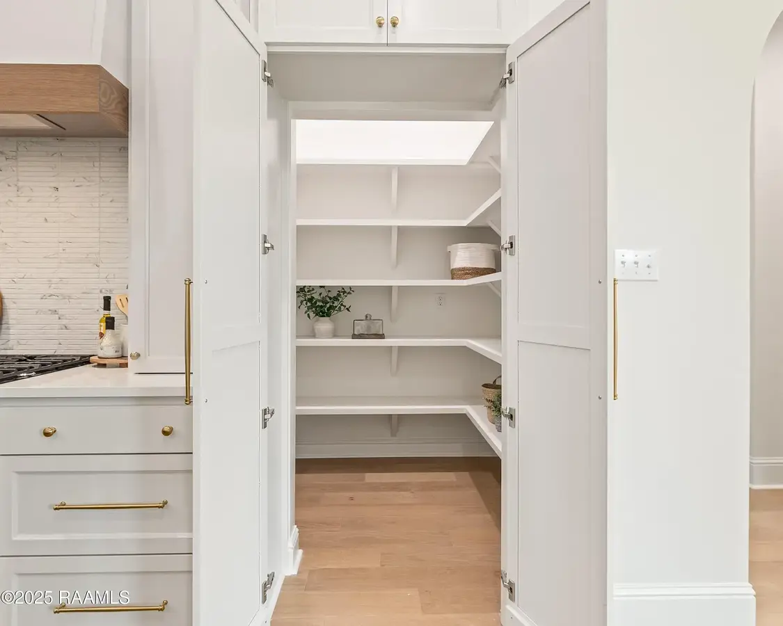 102 Sanctuary Lane photo 9