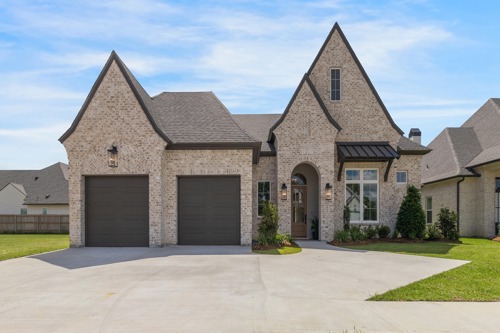 301 Abercrombie Way Image